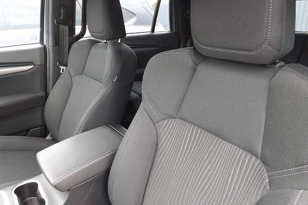 2025 Isuzu MU-X LS-M