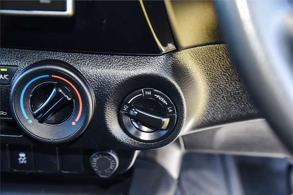 2019 Toyota Hilux Workmate GUN125R 4X4