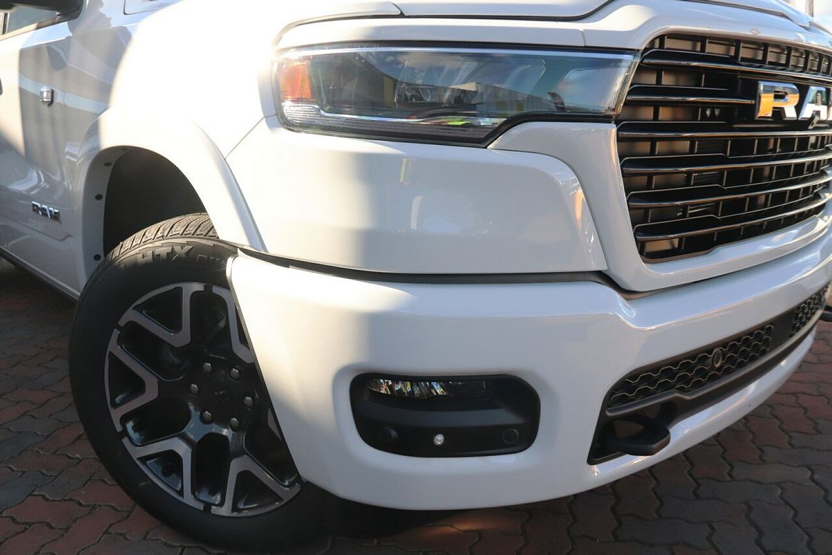 2025 RAM 1500 Laramie Sport Hurricane SO RamBox DT 4X4 SWB