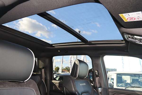 2025 RAM 1500 Laramie Sport Hurricane SO RamBox DT 4X4 SWB