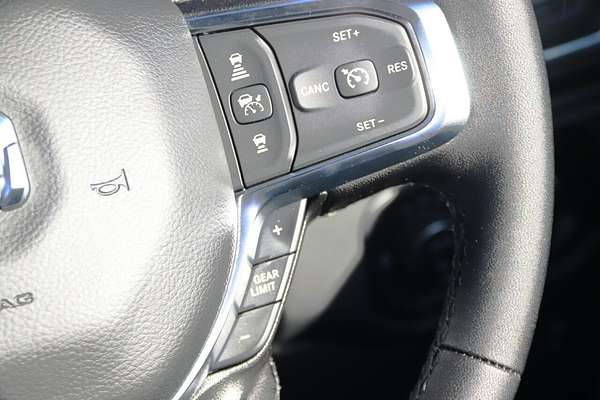 2025 RAM 1500 Laramie Sport Hurricane SO RamBox DT 4X4 SWB