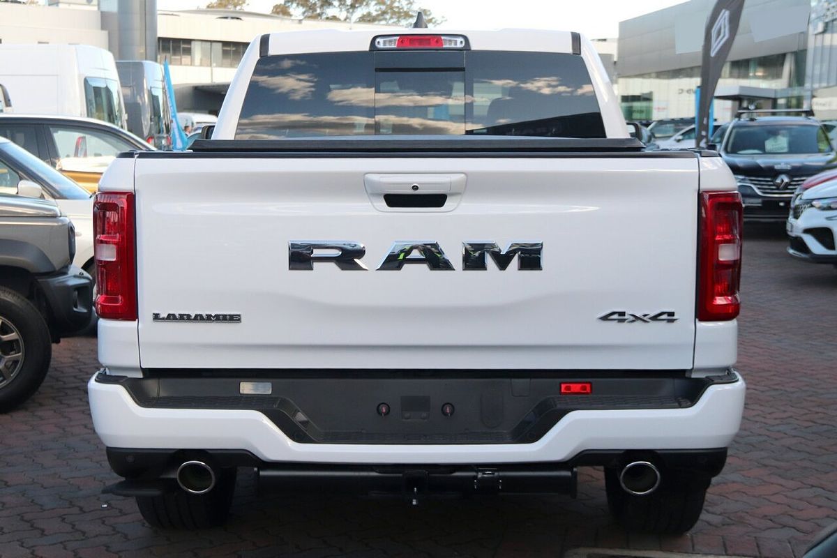 2025 RAM 1500 Laramie Sport Hurricane SO RamBox DT 4X4 SWB