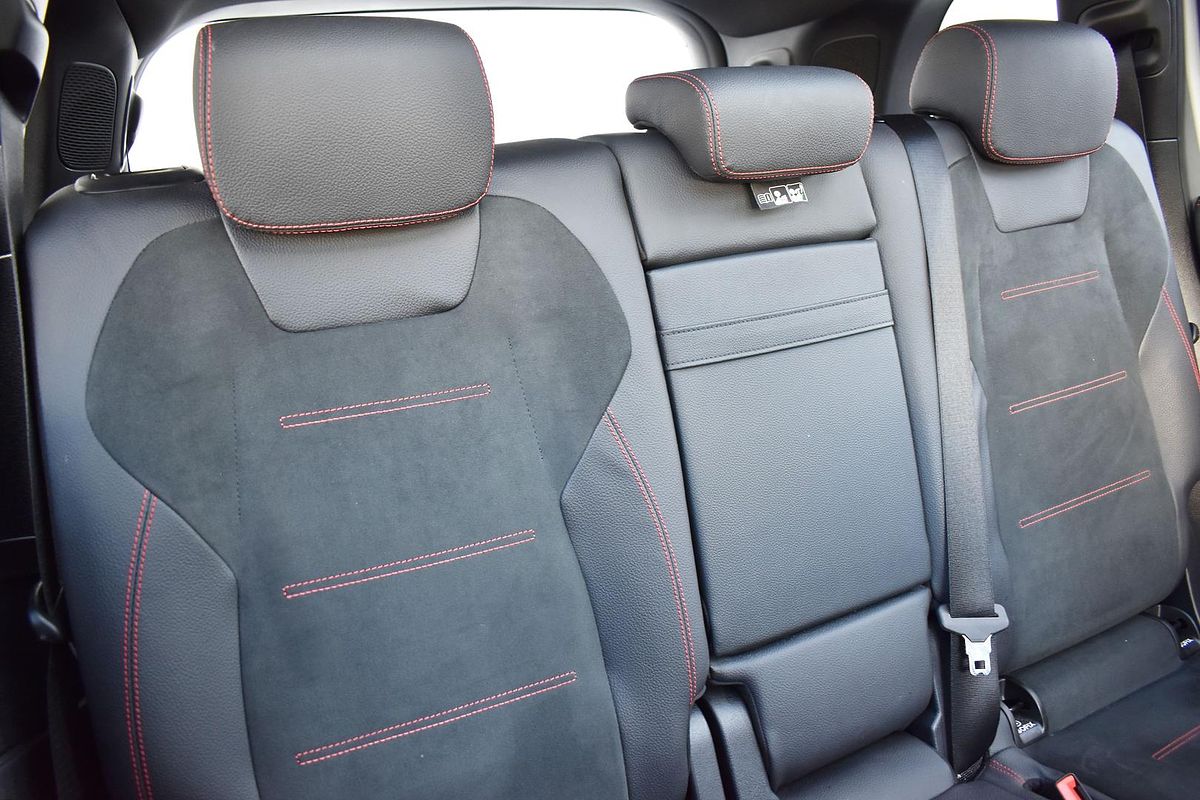 2023 Mercedes-Benz GLB-Class GLB200 X247