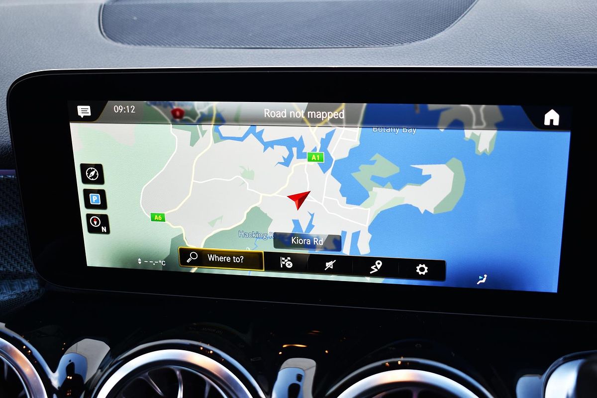 2023 Mercedes-Benz GLB-Class GLB200 X247