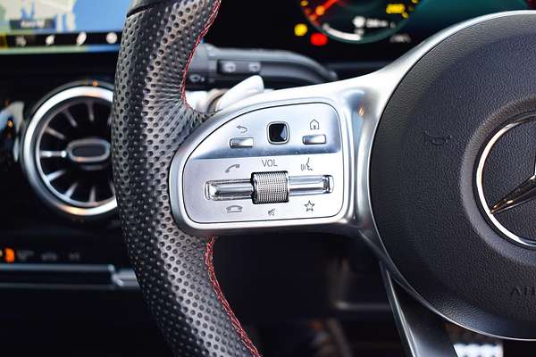 2023 Mercedes-Benz GLB-Class GLB200 X247