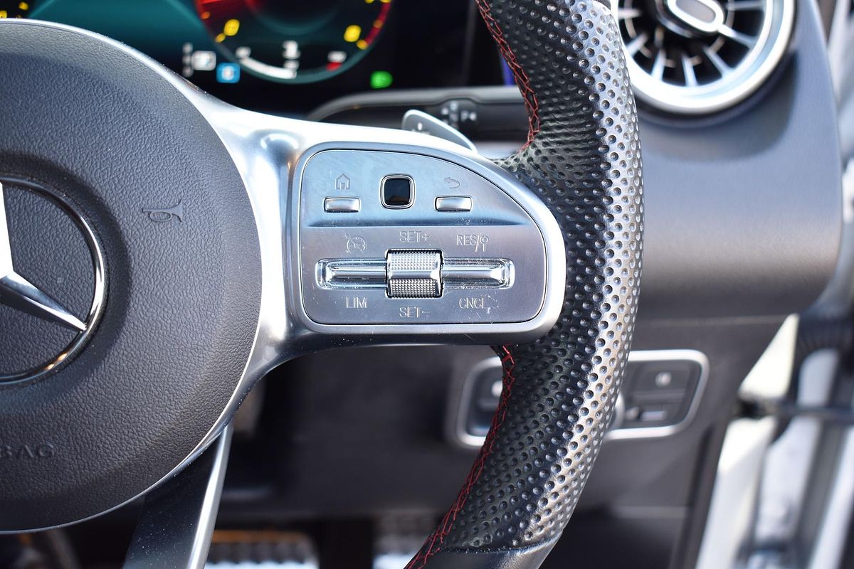 2023 Mercedes-Benz GLB-Class GLB200 X247