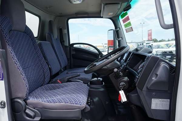 2022 Isuzu N Series NNR 45-150
