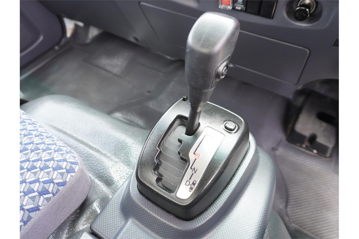 2022 Isuzu N Series NNR 45-150