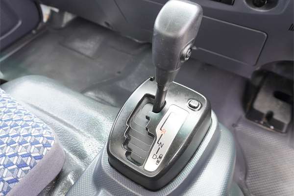 2022 Isuzu N Series NNR 45-150