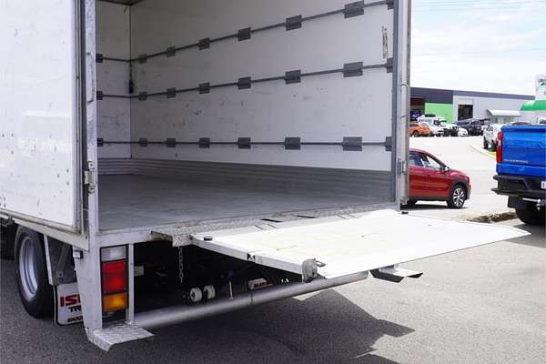 2022 Isuzu N Series NNR 45-150