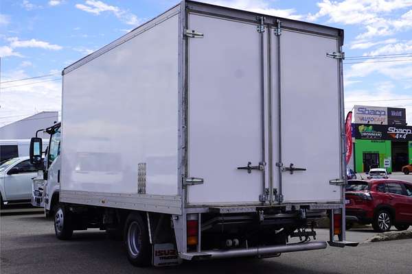 2022 Isuzu N Series NNR 45-150