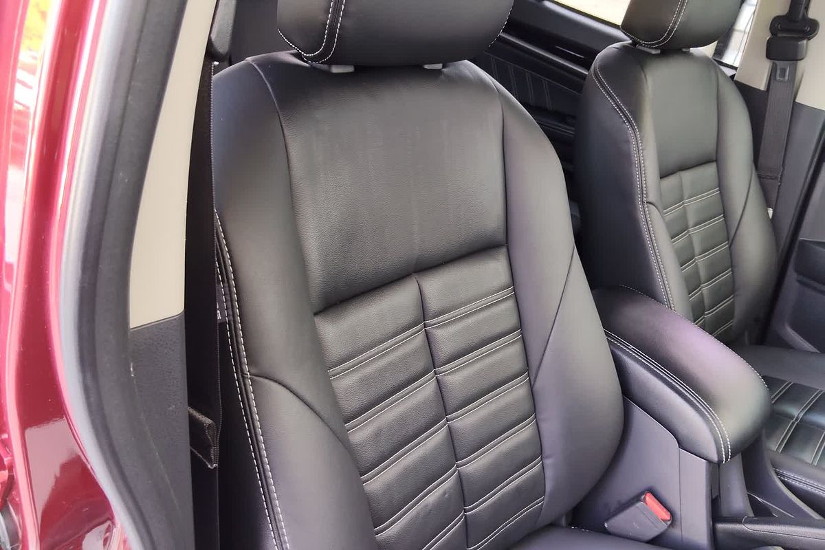 2019 Isuzu MU-X LS-T