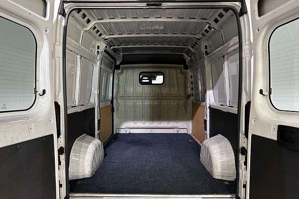 2020 Fiat Ducato  Series 7 MWB Mid Roof