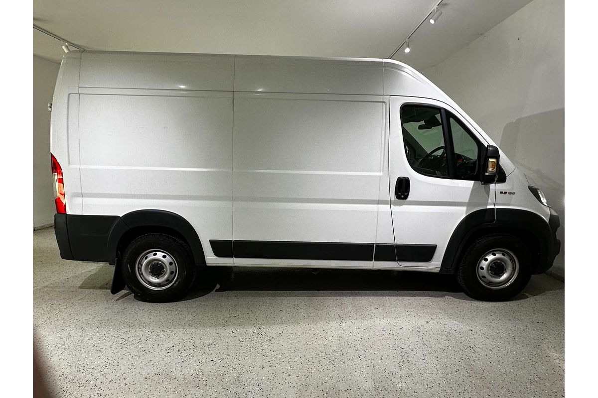 2020 Fiat Ducato  Series 7 MWB Mid Roof