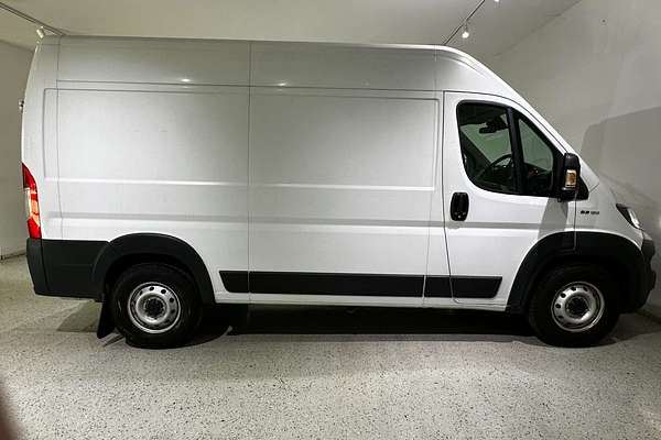 2020 Fiat Ducato  Series 7 MWB Mid Roof