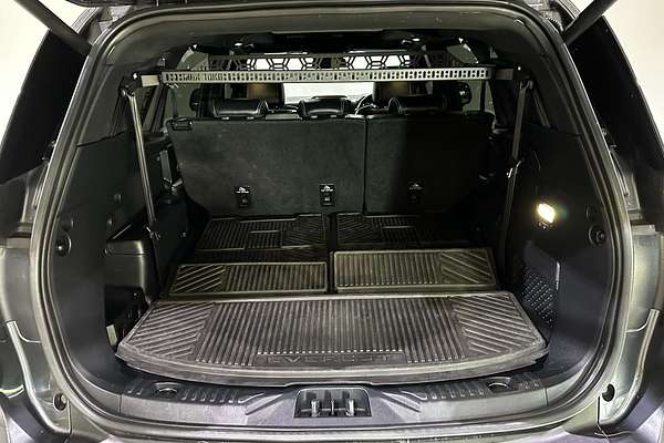 2022 Ford Everest Platinum  3.0L
