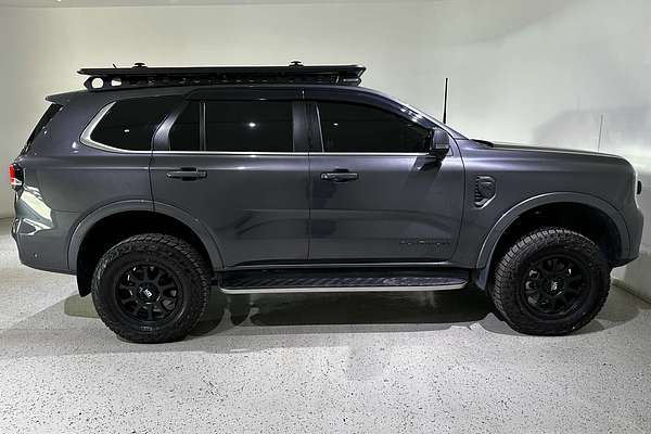 2022 Ford Everest Platinum  3.0L