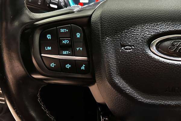 2022 Ford Everest Platinum  3.0L