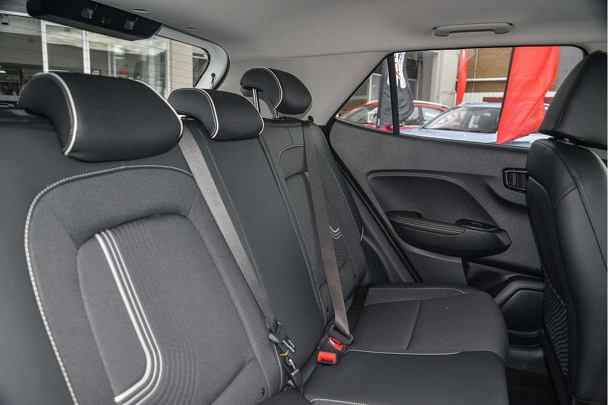 2025 Hyundai Venue Elite QX.V5