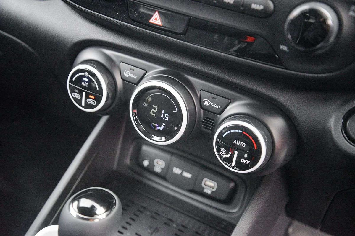 2025 Hyundai Venue Elite QX.V5