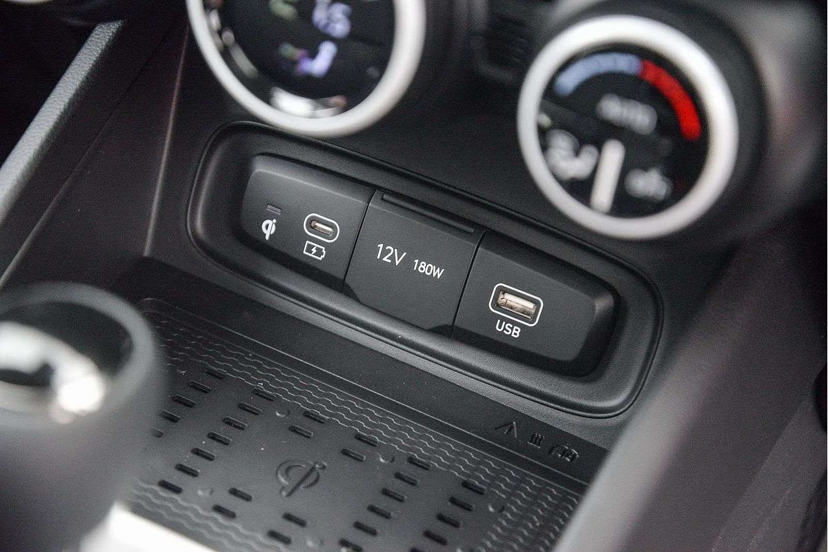 2025 Hyundai Venue Elite QX.V5