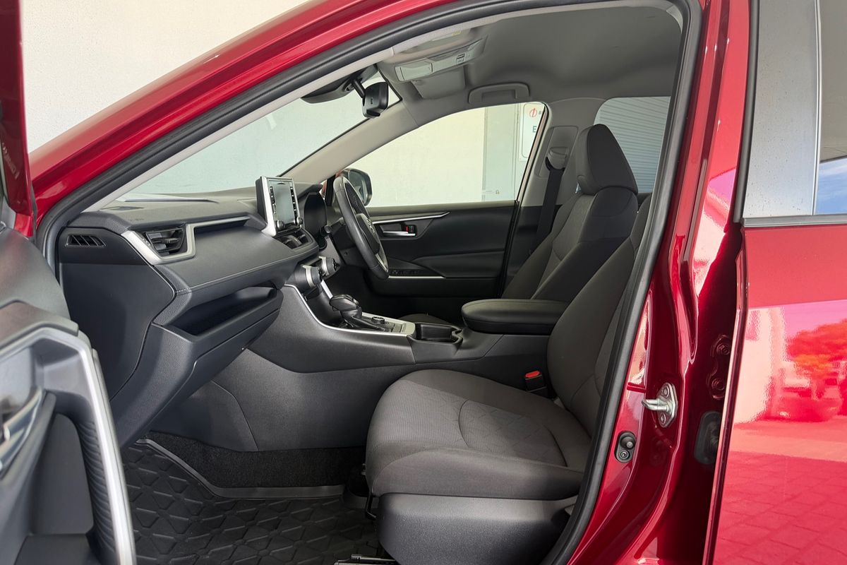 2020 Toyota RAV4 GXL AXAH54R