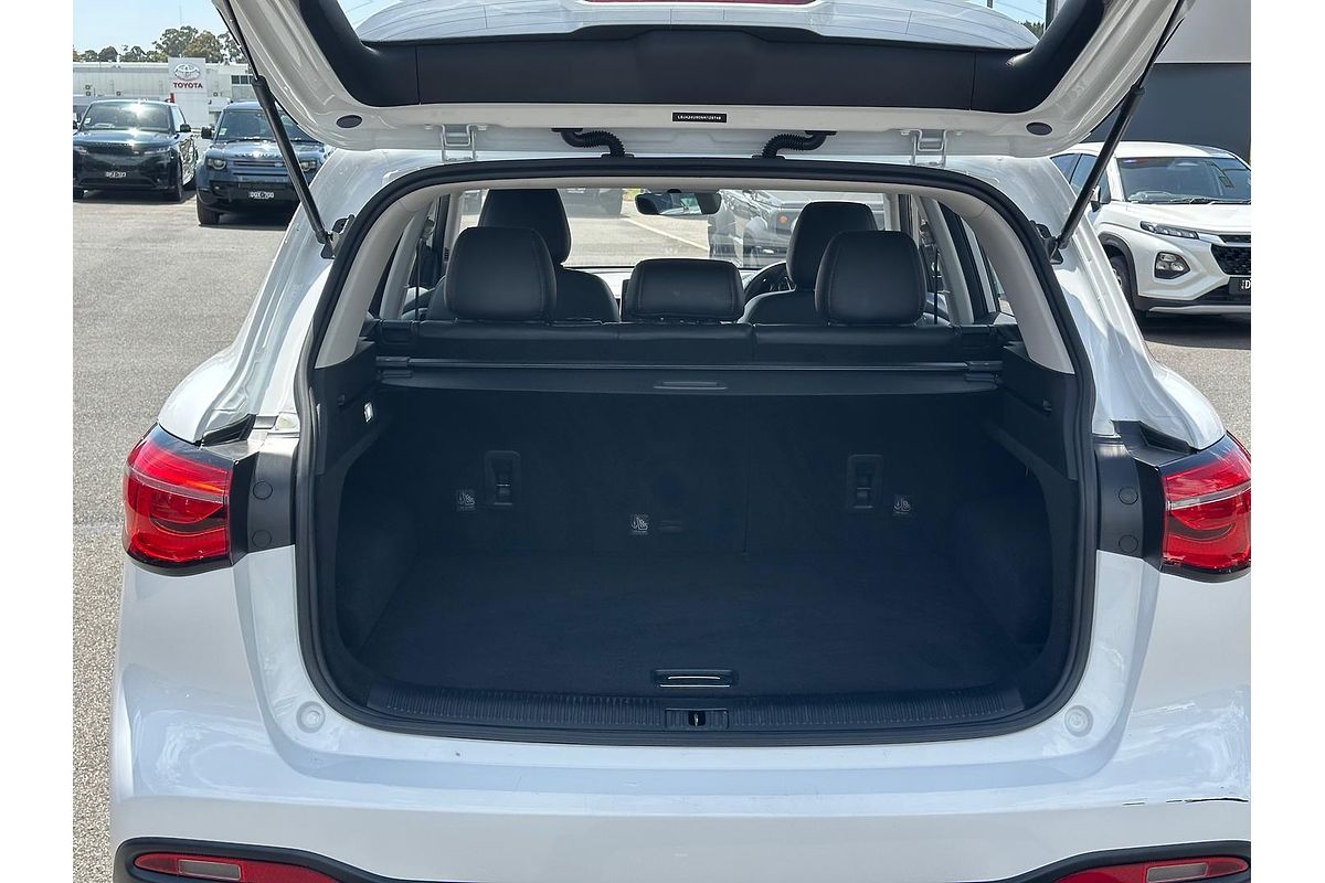 2022 MG HS Vibe SAS23