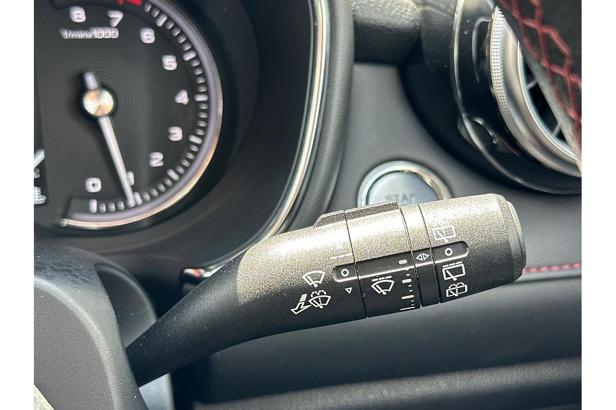 2022 MG HS Vibe SAS23