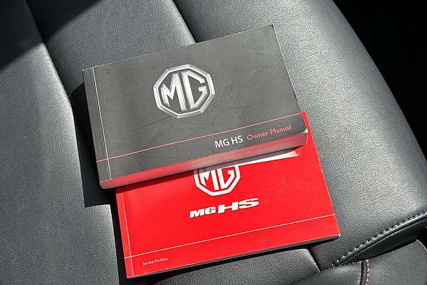 2022 MG HS Vibe SAS23