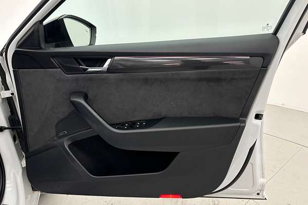 2017 SKODA Superb 206TSI SportLine NP