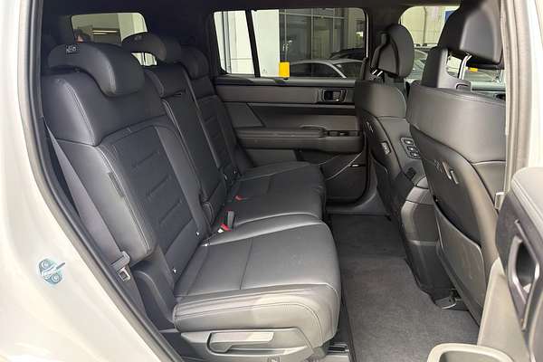 2025 Hyundai Santa Fe Hybrid Calligraphy MX5.V2