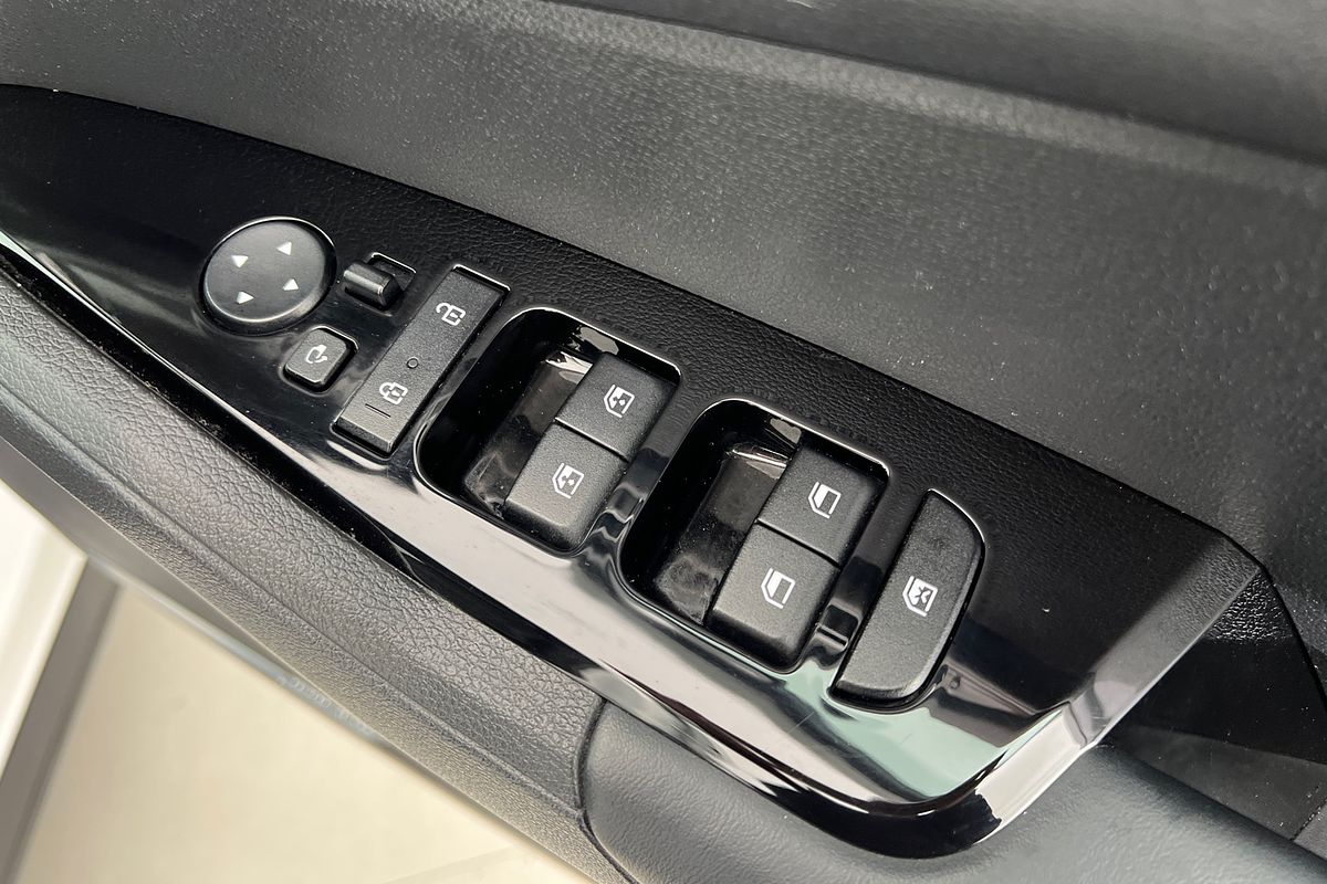 2022 Kia Sportage SX+ NQ5