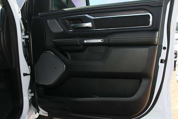 2025 RAM 1500 Laramie Sport Hurricane SO RamBox DT 4X4 SWB