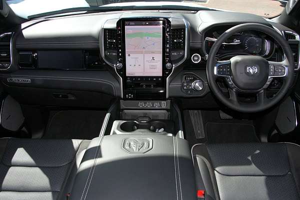 2025 RAM 1500 Laramie Sport Hurricane SO RamBox DT 4X4 SWB