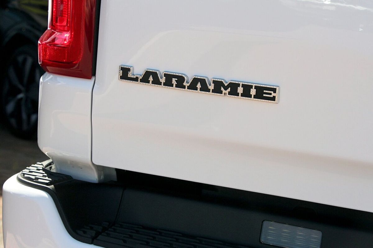 2025 RAM 1500 Laramie Sport Hurricane SO RamBox DT 4X4 SWB