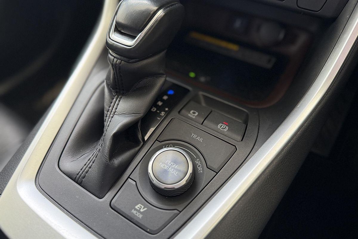 2021 Toyota RAV4 Cruiser AXAH54R