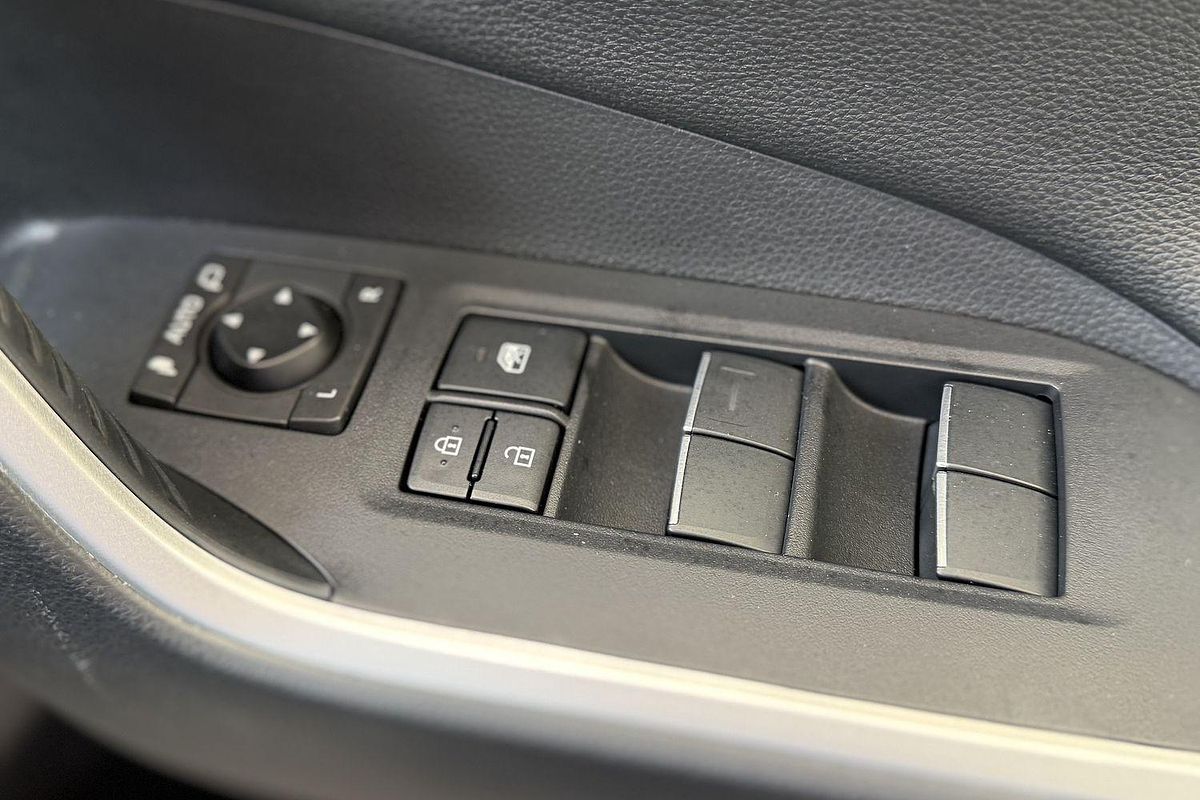 2021 Toyota RAV4 Cruiser AXAH54R