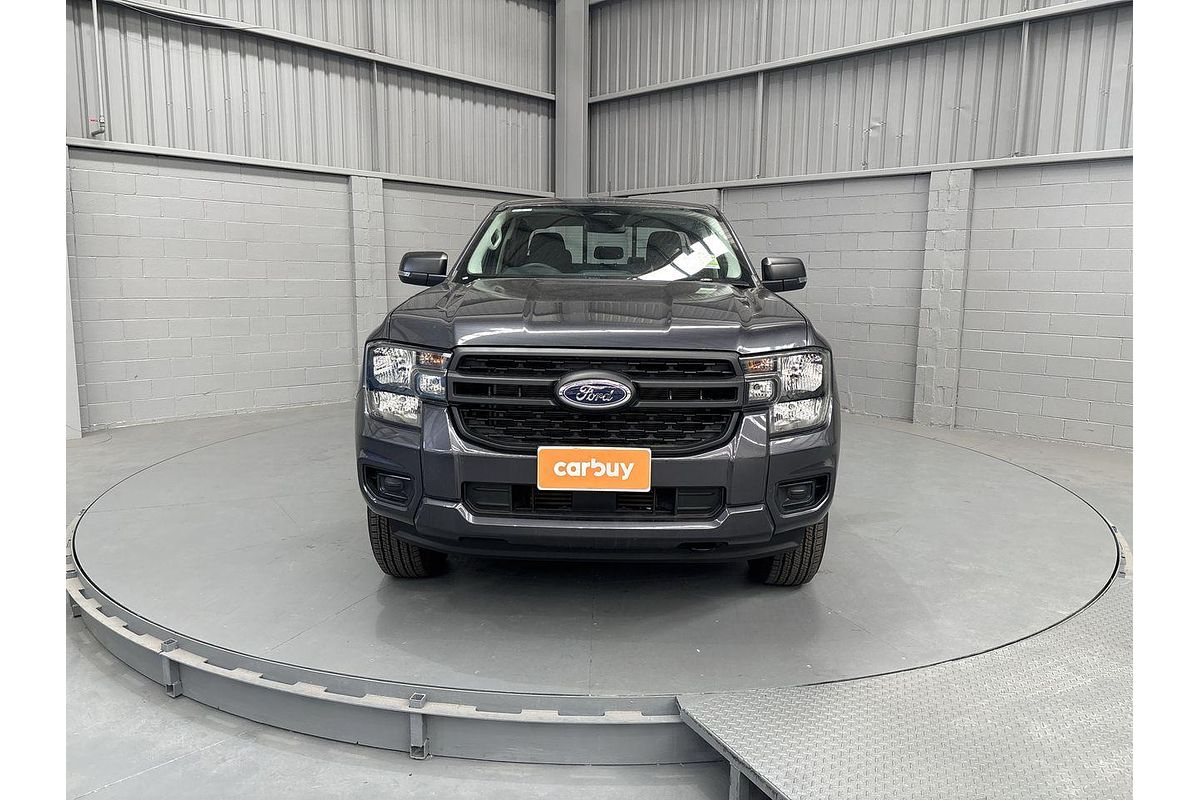 2025 Ford Ranger XL 4X4 2.0L