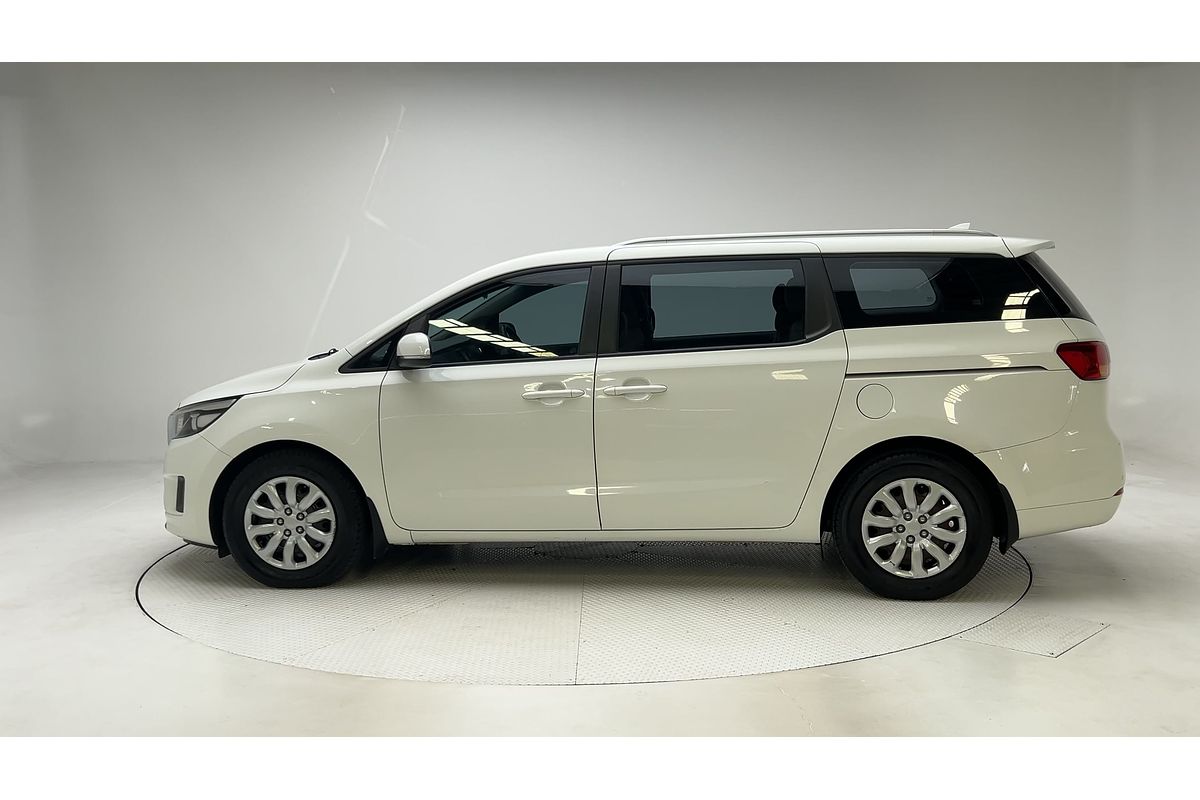 2017 Kia Carnival S YP