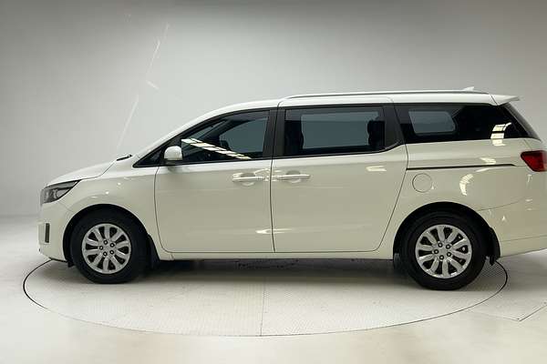2017 Kia Carnival S YP
