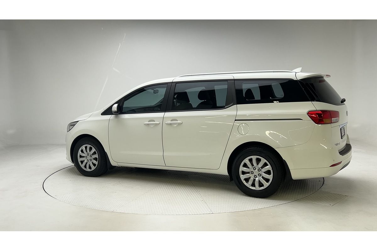 2017 Kia Carnival S YP