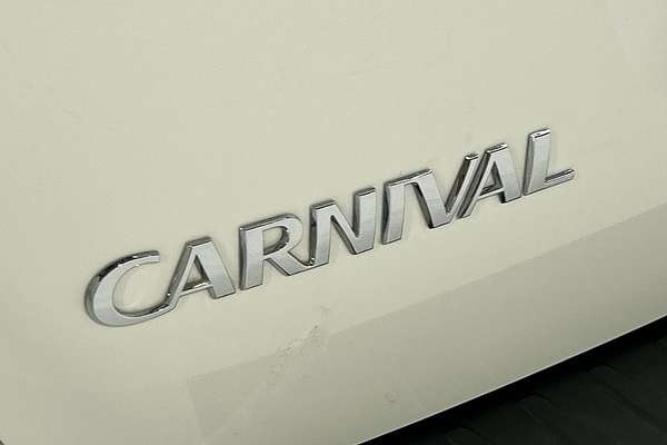 2017 Kia Carnival S YP