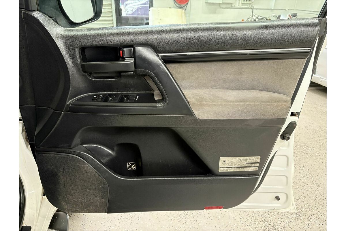 2009 Toyota Landcruiser GXL VDJ200R