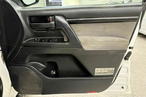 2009 Toyota Landcruiser GXL VDJ200R