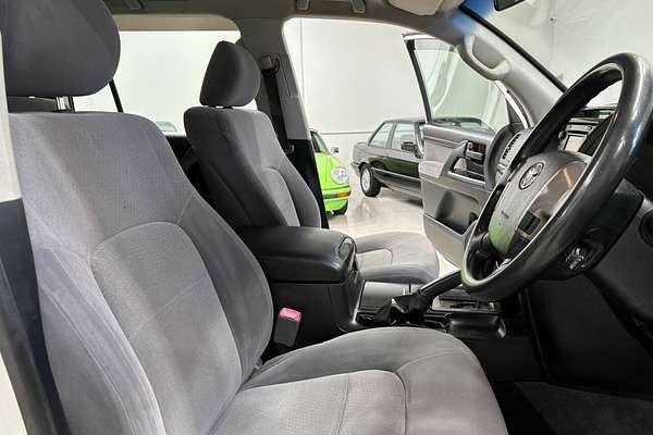 2009 Toyota Landcruiser GXL VDJ200R