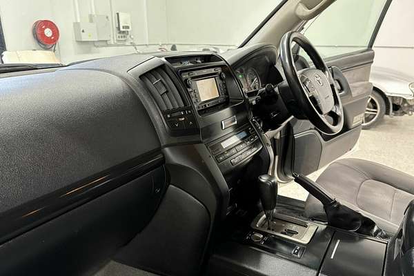 2009 Toyota Landcruiser GXL VDJ200R