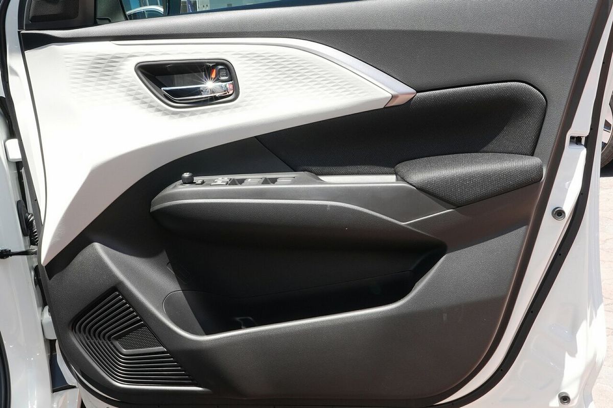 2025 Suzuki Swift Hybrid GLX UZ