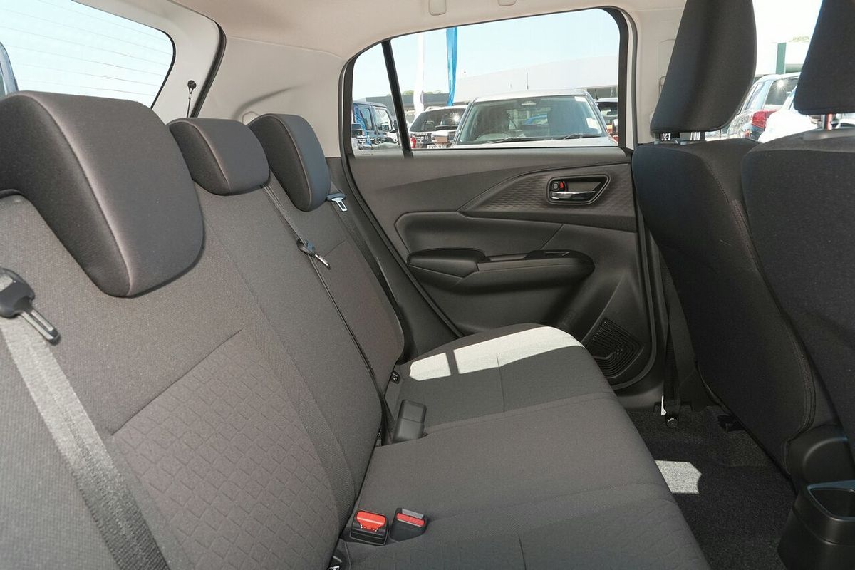 2025 Suzuki Swift Hybrid GLX UZ