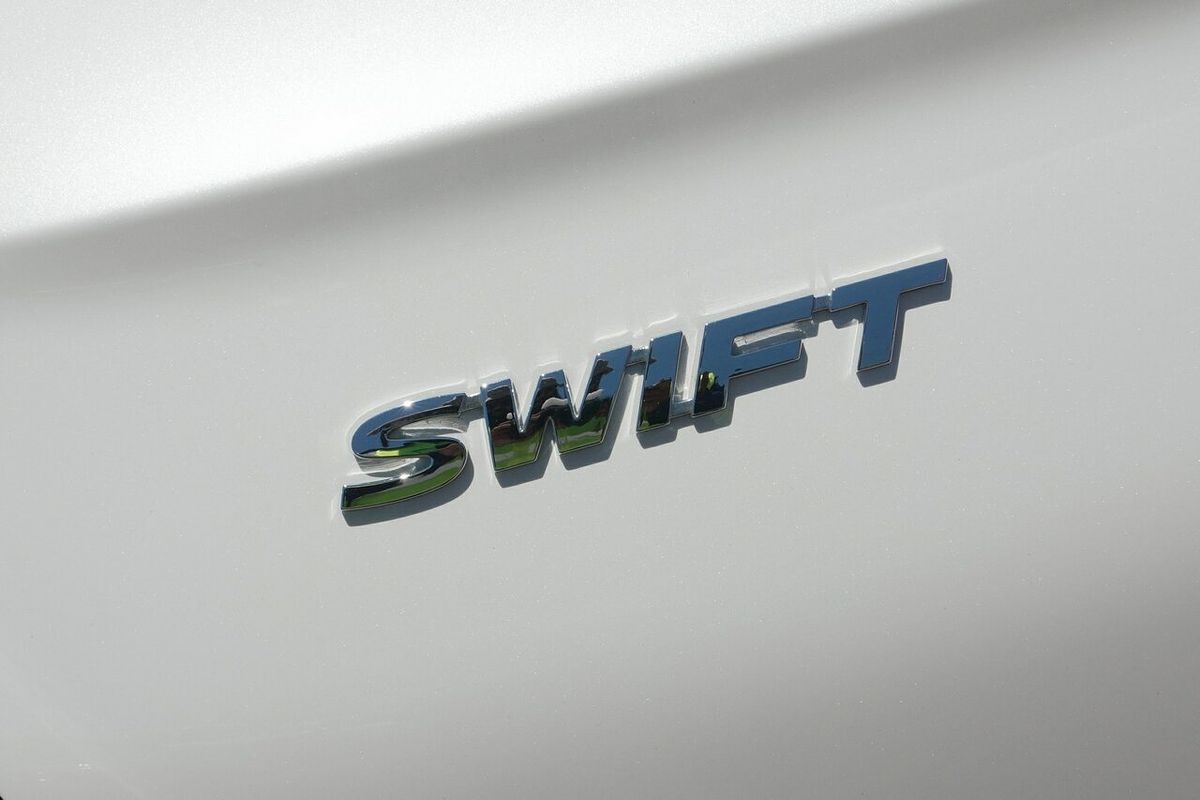 2025 Suzuki Swift Hybrid GLX UZ