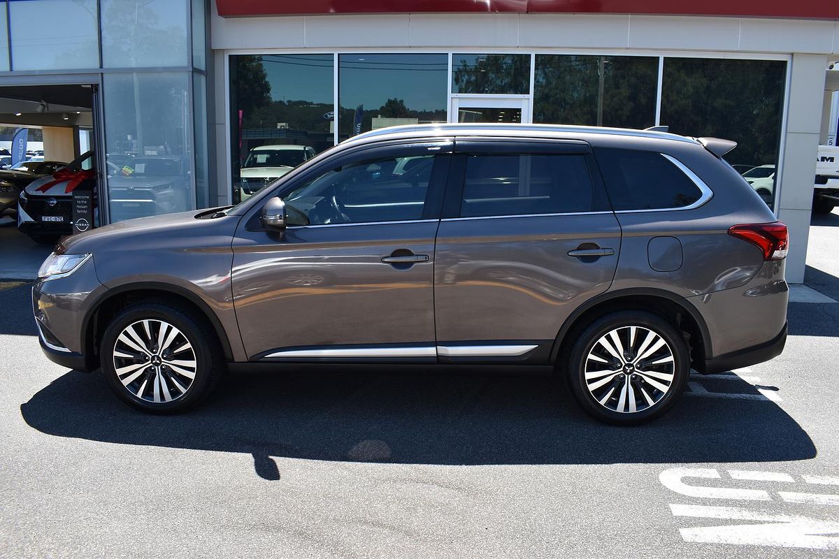 2021 Mitsubishi Outlander LS ZL